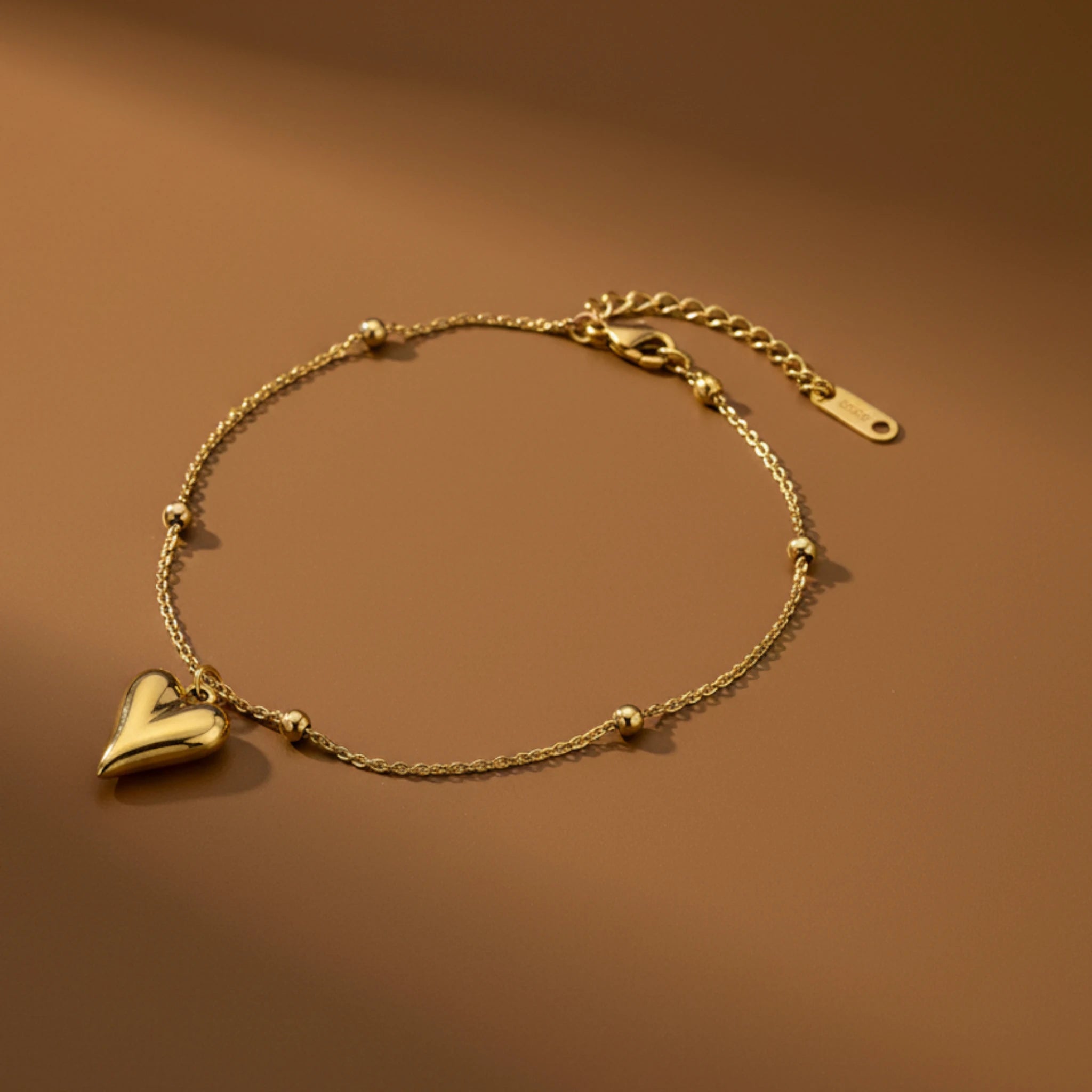 Gold Heart Charm Bracelet for Women – Minimalist Jewelry